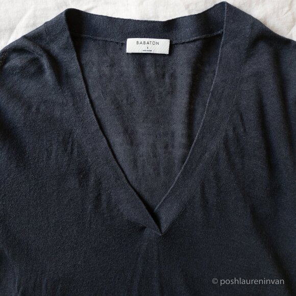 Aritzia Babaton V-Neck Midcentury 100% Linen Sweater – Navy – US Small - Picture 5 of 16